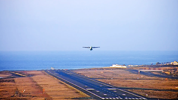 Lanzarote airport Webcam, Canary Islands
