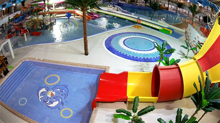 Ailand family leisure center webcam: aquapark