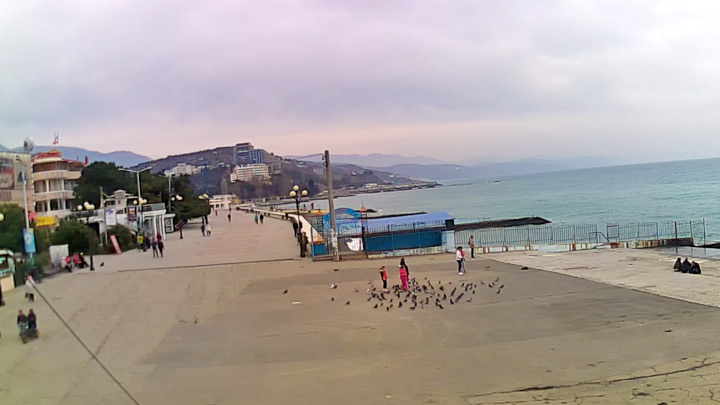 Вид на Алуштинскую набережную: Алуштинская набережная
