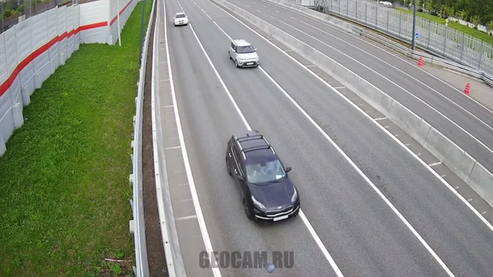 Webcam on Bagration Avenue — view from the center of Moscow