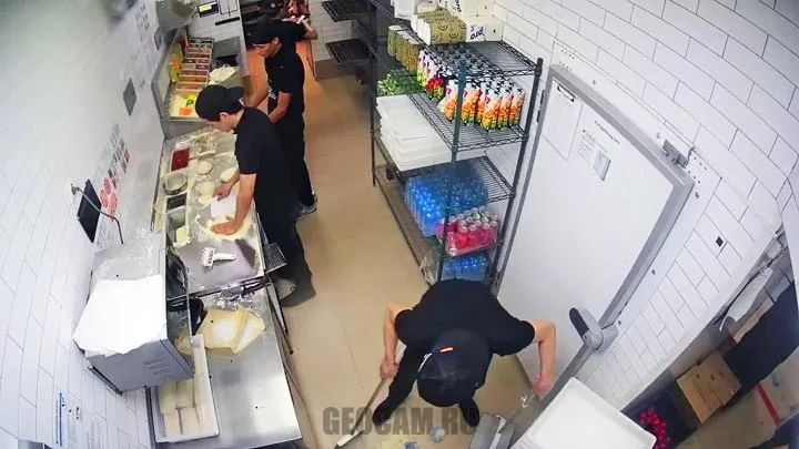 Webcam in the pizzeria «Dodo Pizza» on Baytik Baatyr Street, Bishkek