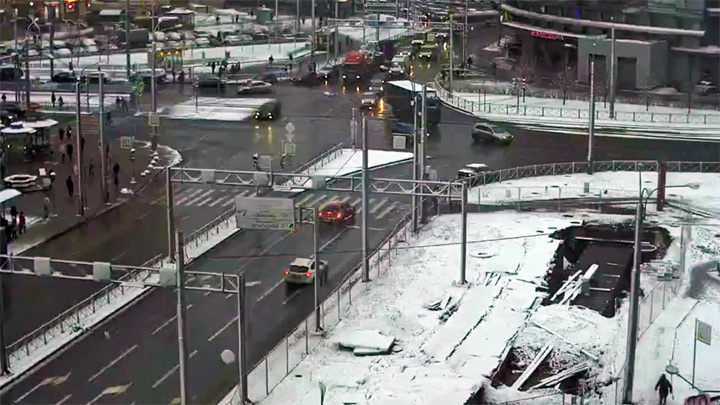 Commandant Square Webcam, Saint Petersburg