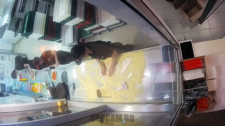 Webcam in the «Dodo Pizza» pizzeria on Pobedy Avenue, Kazan
