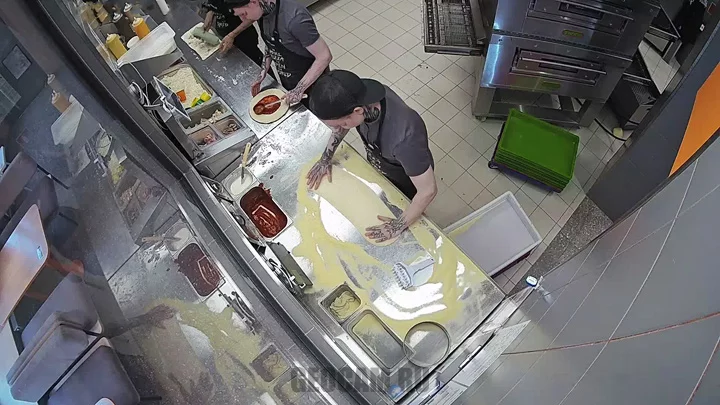 Webcam in the pizzeria «Dodo Pizza» on Dvortsovy Prospekt, Lomonosov