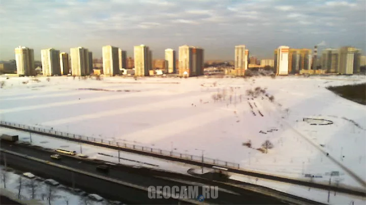 Webcam overlooking the Park of Heroes-Firefighters, Kupchino, St. Petersburg