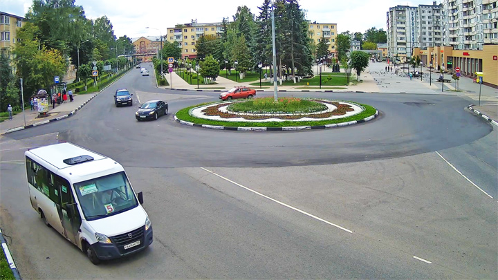 Webcam on Gagarin Street, Klin town, Russia