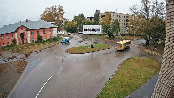 Webcam at the intersection of Gastello/Industrial, Biysk city