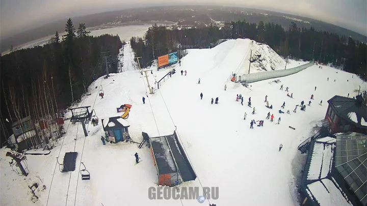 Overview webcam of the Krasnoe Ozero ski resort, Leningrad Region