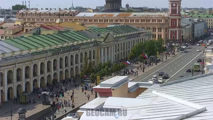 Webcam with a view of Gostiny Dvor and Nevsky Prospect, Saint Petersburg