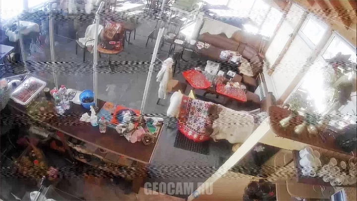 Webcam inside Iceberg Cafe, Dombai