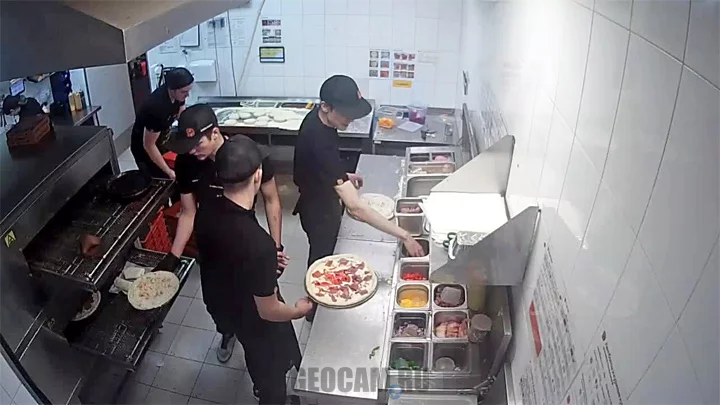 Webcam in the pizzeria «Dodo Pizza» in the 16th microdistrict of Zelenograd
