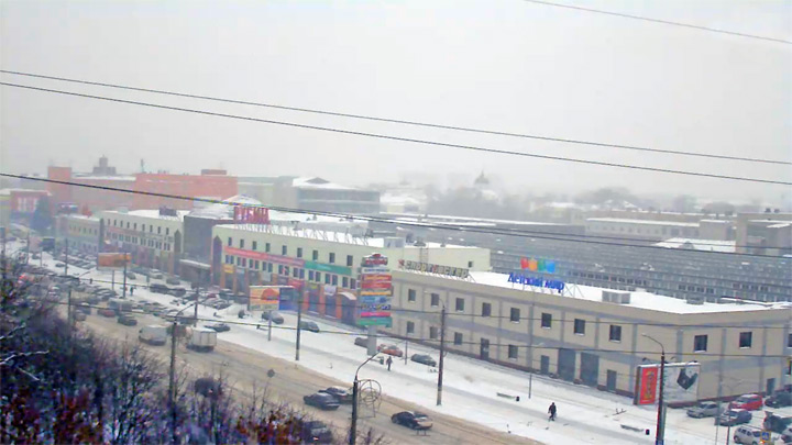 Kalinin avenue webcam in Tver