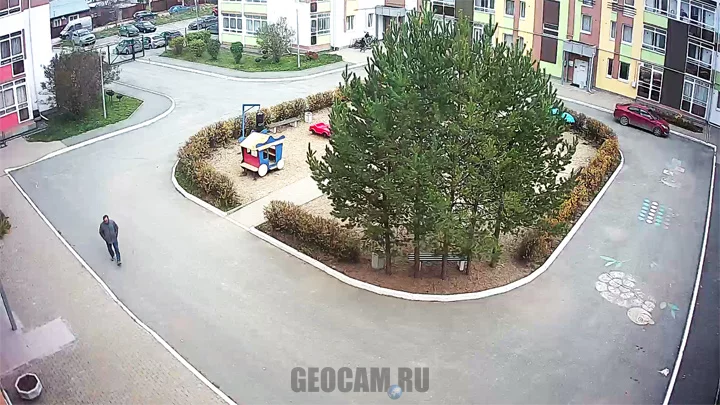 Webcam of the Michurinsky residential complex on Karasyevskaya Street, 37