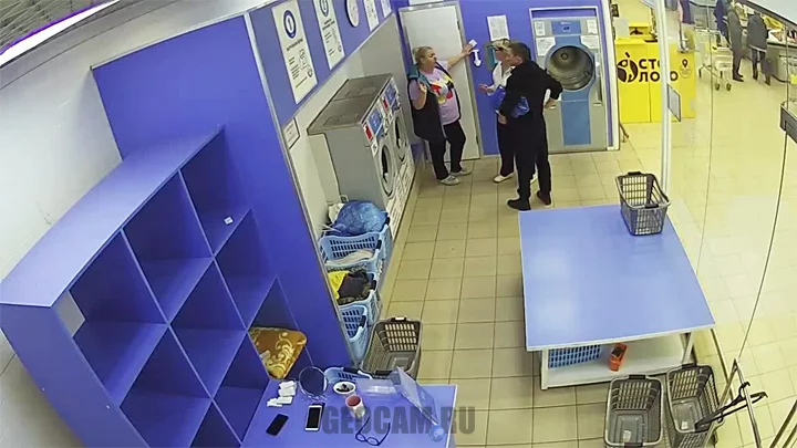 Webcam in the self-service laundry «Postiray» on Lenin Avenue, Orsk
