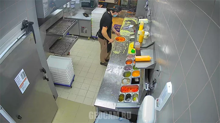 Webcam in the pizzeria «Dodo Pizza» on Belinsky Street, Mogilev