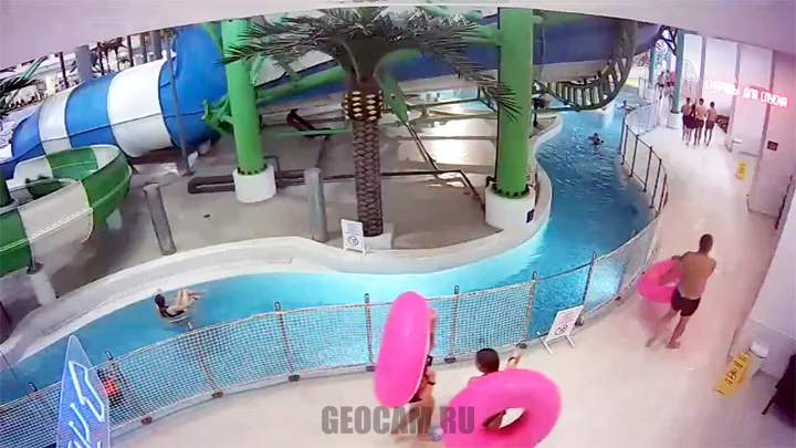 Aquamir water park webcam: Slow River