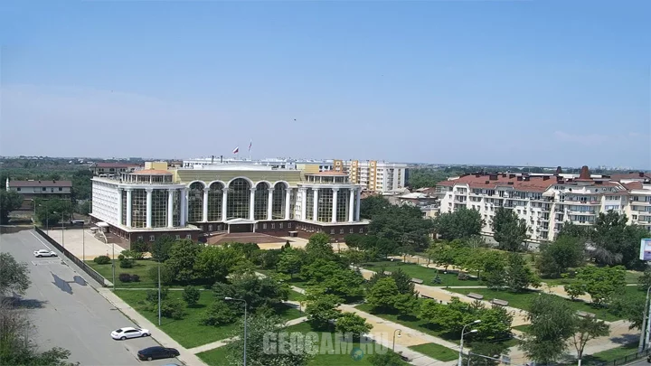 Webcam with a view of the Regional Court, Astrakhan