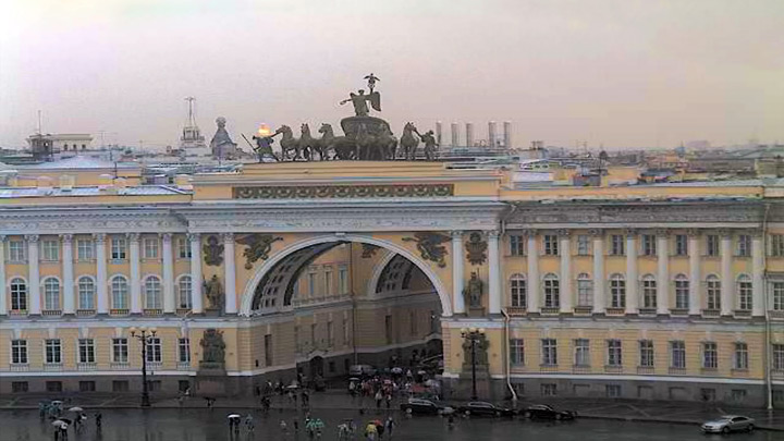 Веб-камера Палацовій площі Санкт-Петербурга: Веб-камера Двірцевій площі Санкт-Петербурга