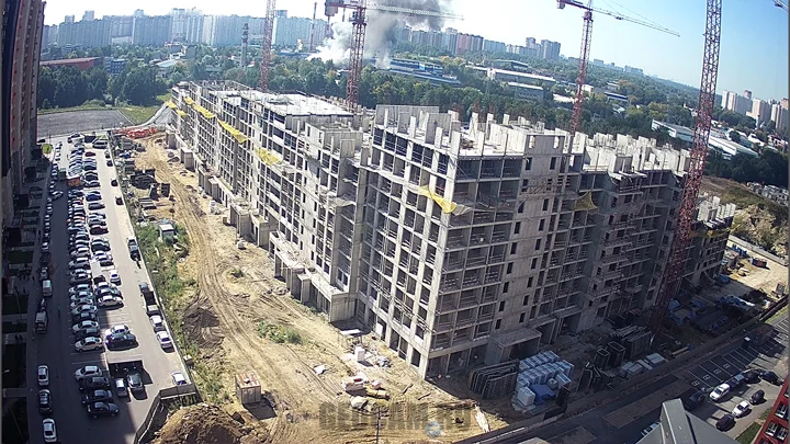 Пожар на складе в Балашихе видно на онлайн веб-камере