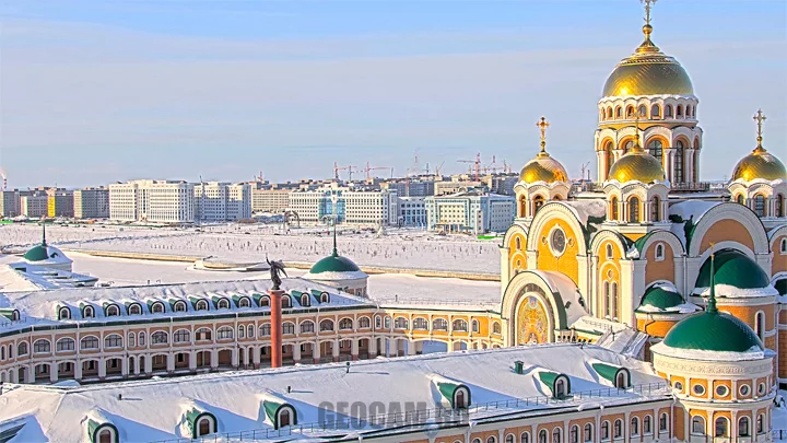 Веб-камера с видом на Собор Преображения Господня, Салехард