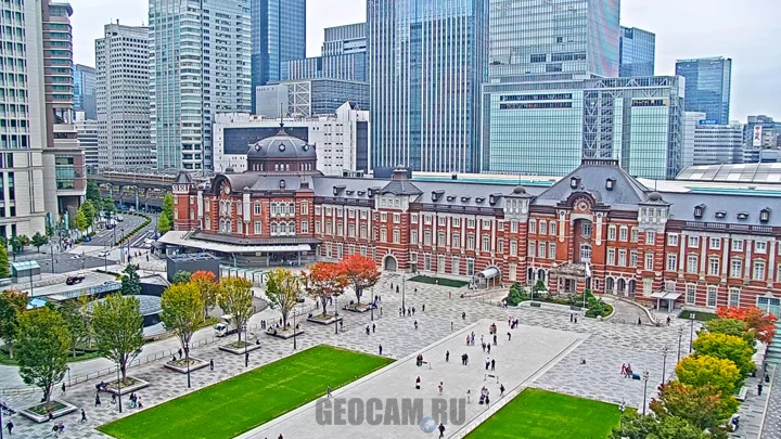 Webcam overlooking Tokyo Station