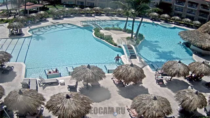 Webcam at the pool of the TRS Turquesa Hotel, Punta Cana
