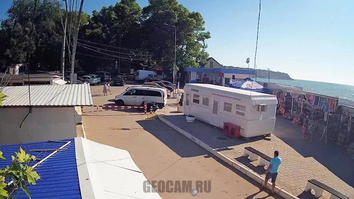 Веб-камера на въезде на пляж «Учкуевка»