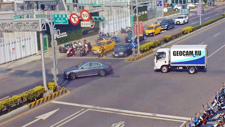 Zhongzheng Road Webcam, New Taipei City, Taiwan